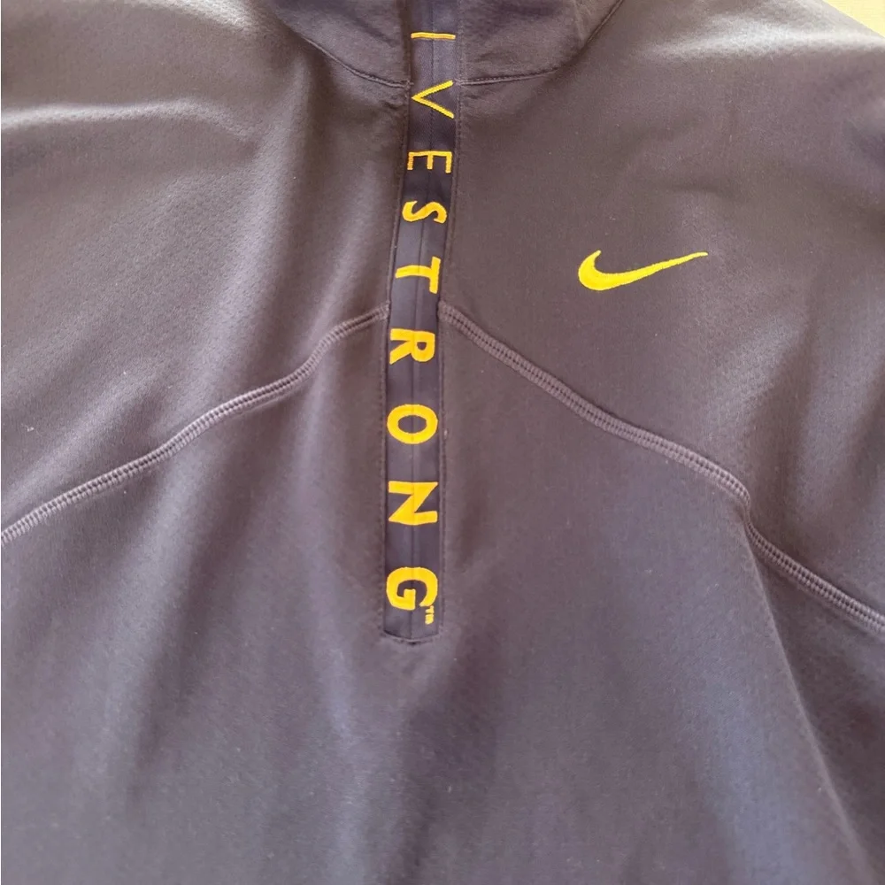 Nike Mens Livestrong 1/4 Zip Pullover Dri-Fit Blue Long Sleeve Top Size XL
